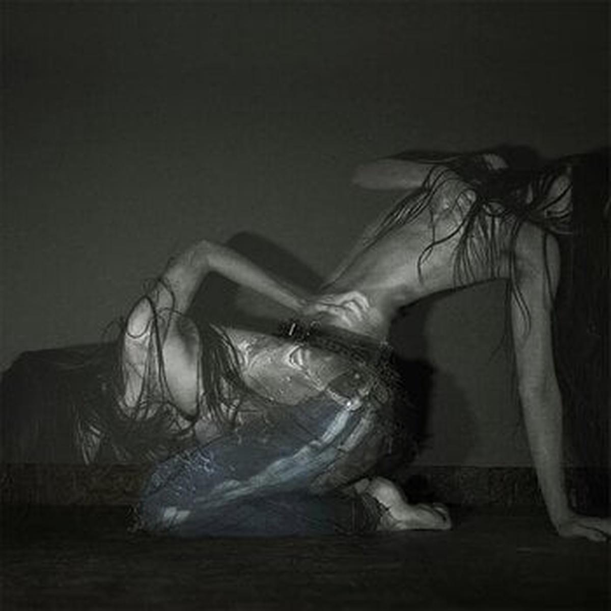 ISELLA, SOFIA – SOMETHING IS A SHELL – CD