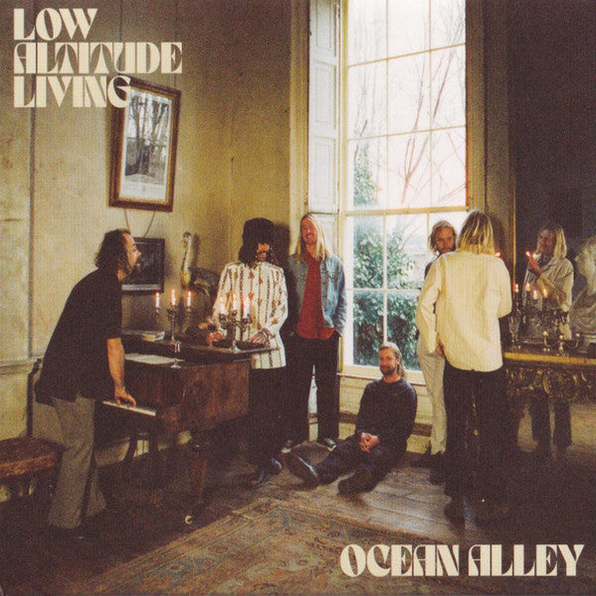 OCEAN ALLEY – LOW ALTITUDE LIVING – CD
