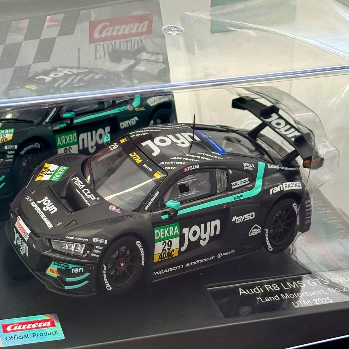 Carrera Digital Audi R8 LMS GT3 evo II Land Motorsport No.29 DTM 2025 – 1:32