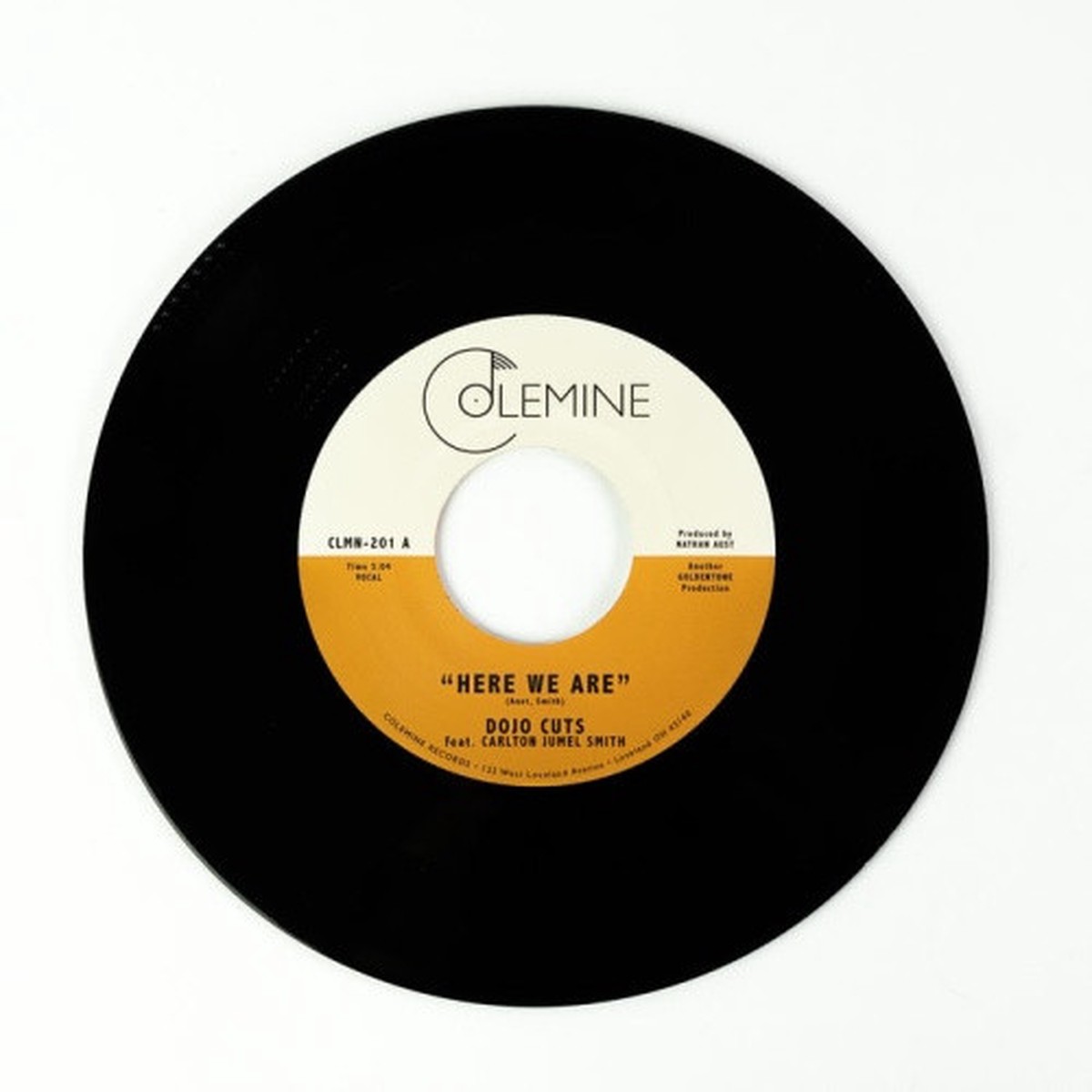 Dojo Cuts Feat. Carlton Jumel Smith – Here We Are – 7″ Vinyl
