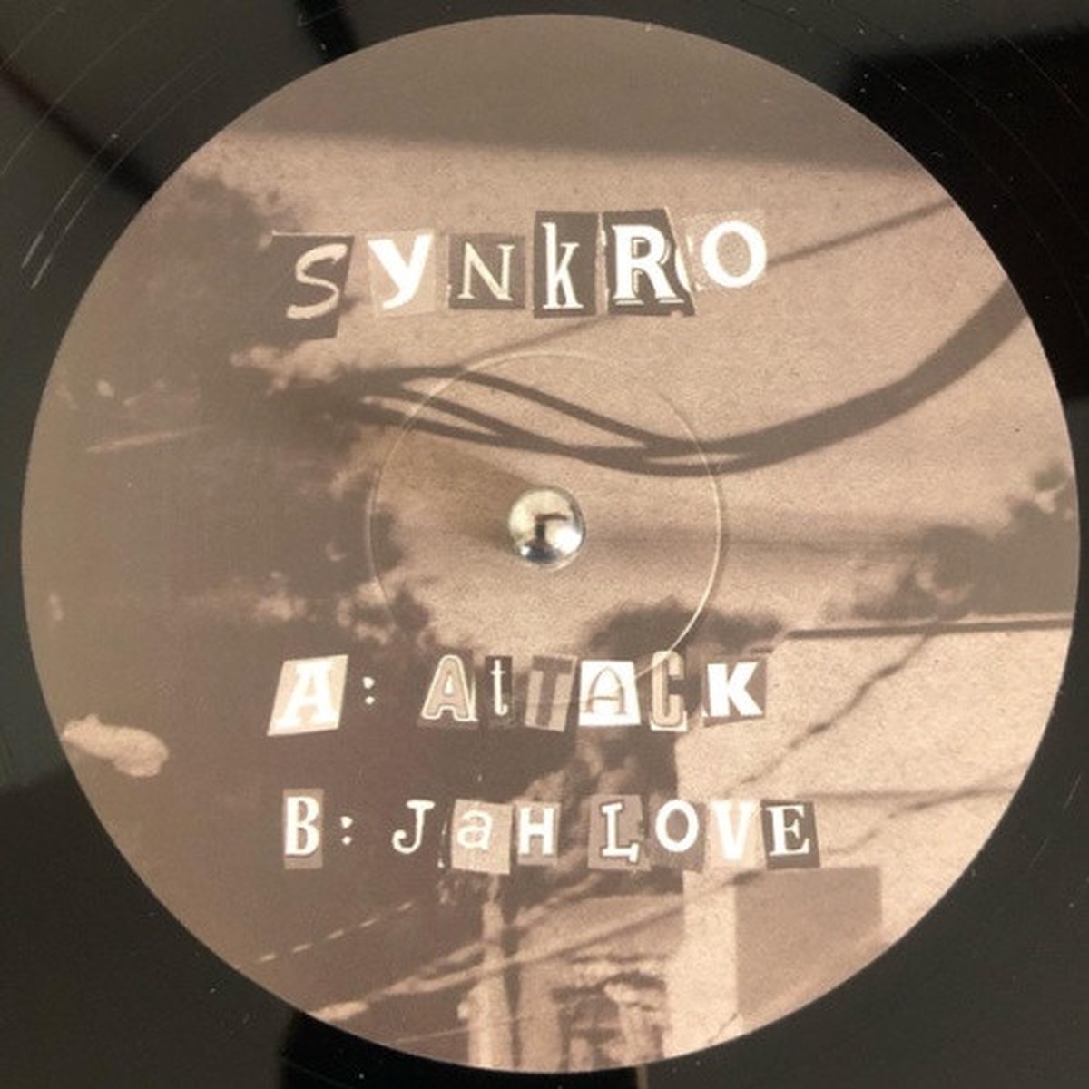 Synkro – Attack / Jah Love – 12″ Vinyl