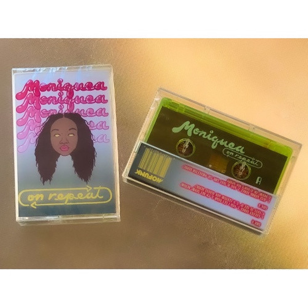 Moniquea – On Repeat – Cassette