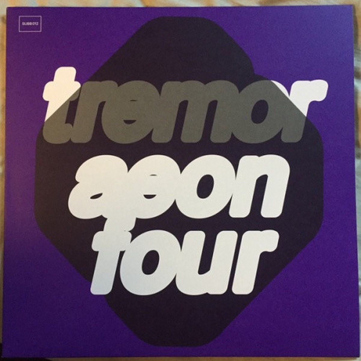 Aeon Four – Tremor Ep – 12″ Vinyl