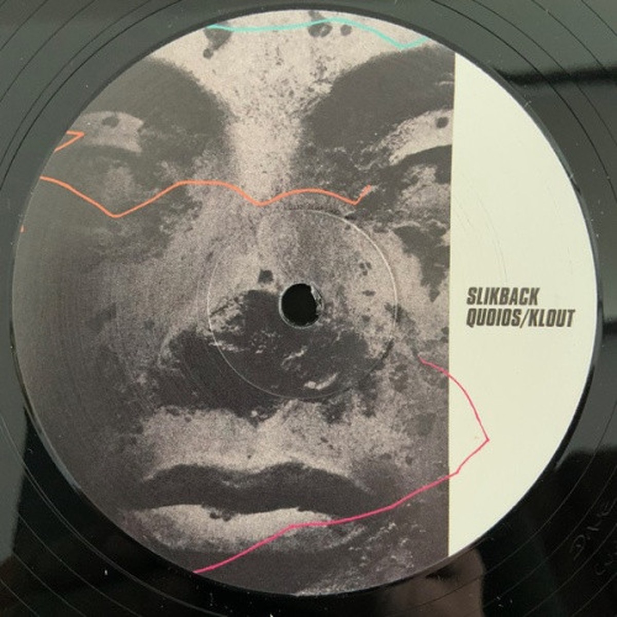 Slikback – Quoios / Klout – 12″ Vinyl