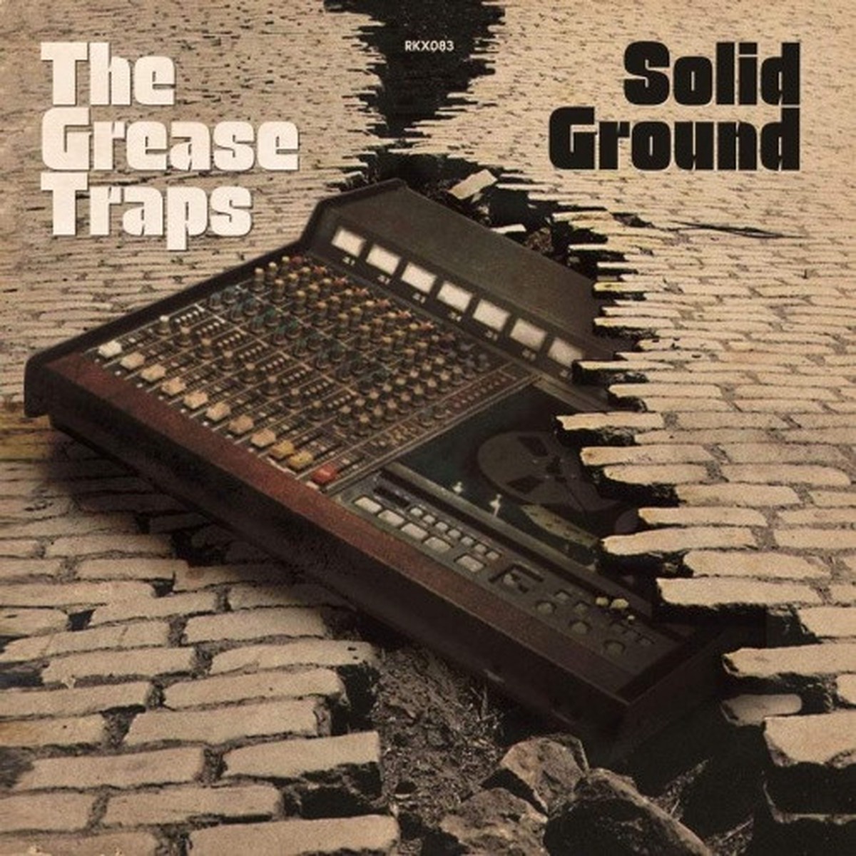 The Grease Traps – Solid Ground – LP Vinyl
