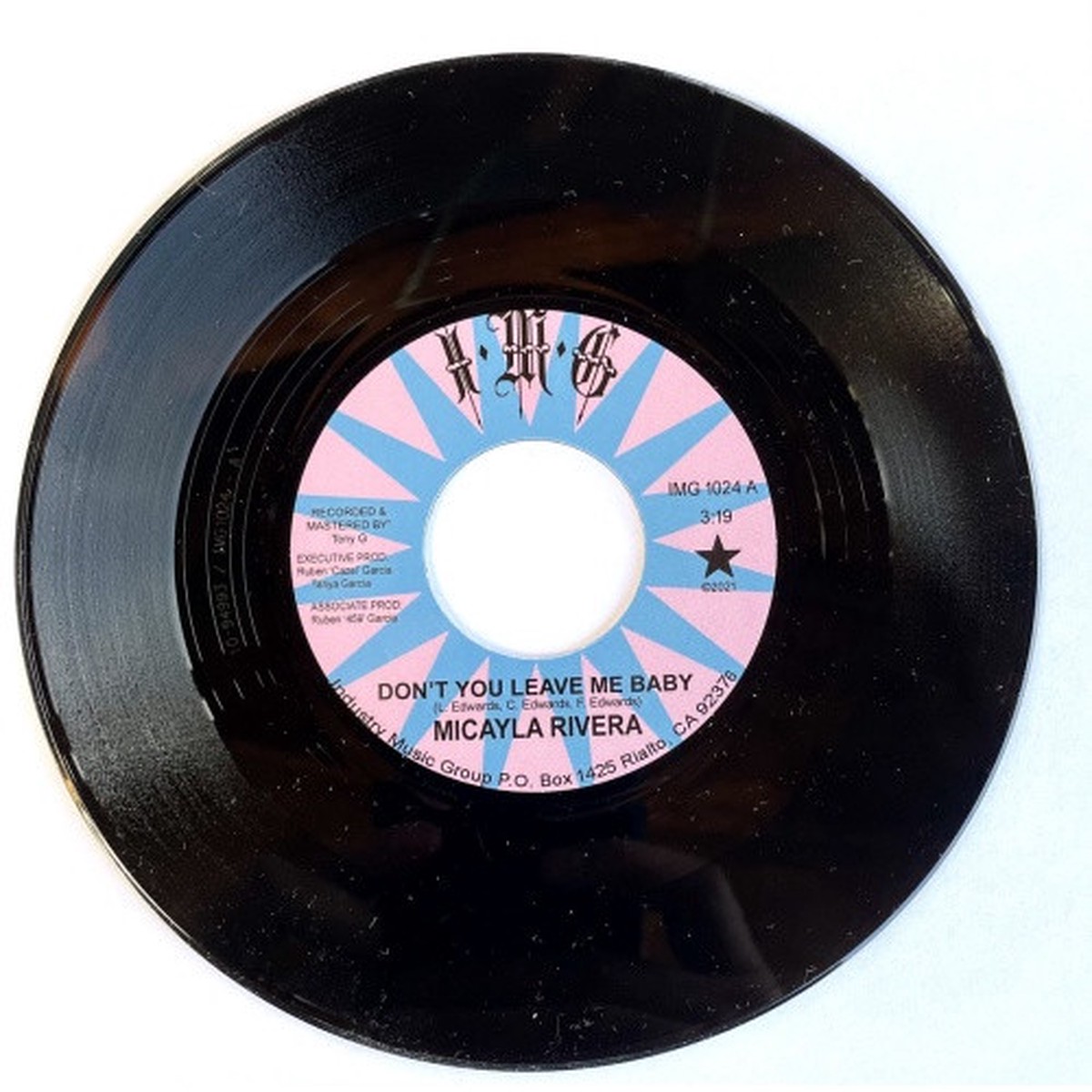 Micayla Rivera – Don’t You Leave Me Baby – 7″ Vinyl