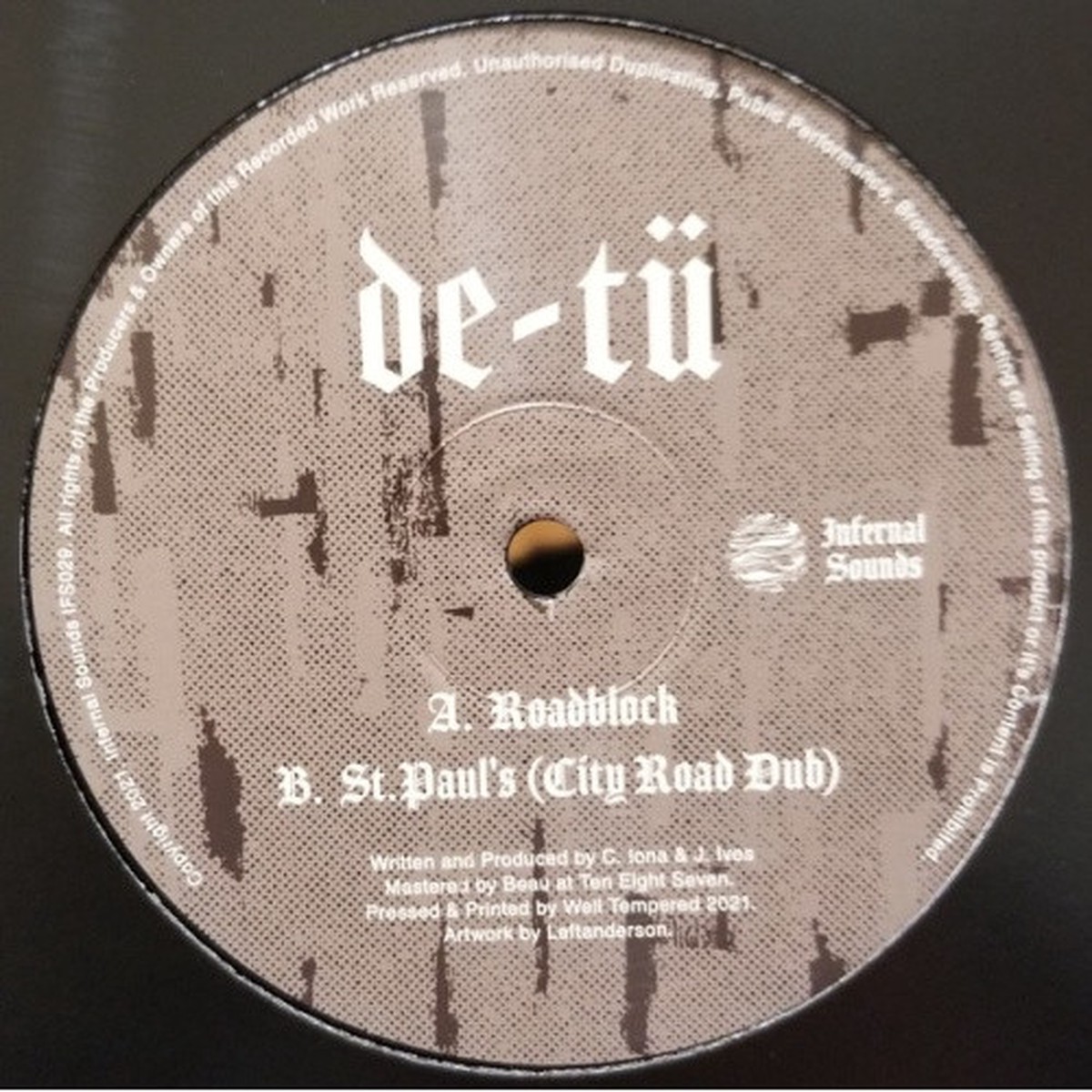 De-T – Roadblock / St. Paul’s (City Road Dub) – 12″ Vinyl